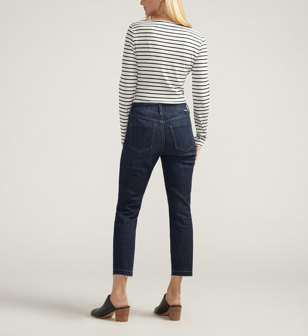 CARTER GIRLFRIEND JEANS WITH RAW HEM