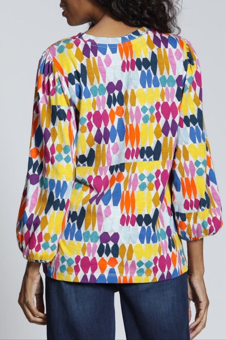 PAINTED PEBBLES PUFFED SLEEVE TOP