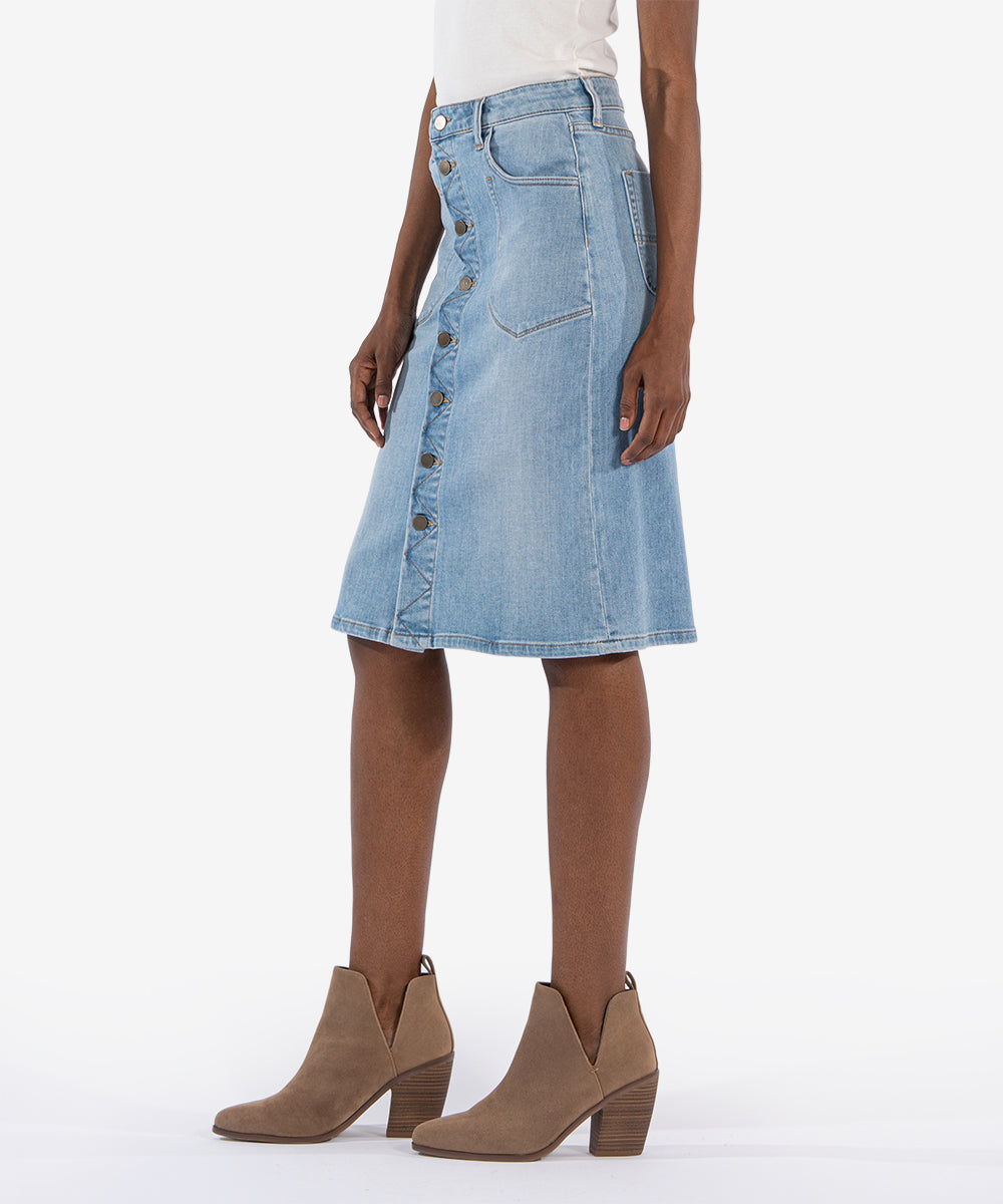 ROSE BUTTON FRONT SKIRT IN DEBATE WASH
