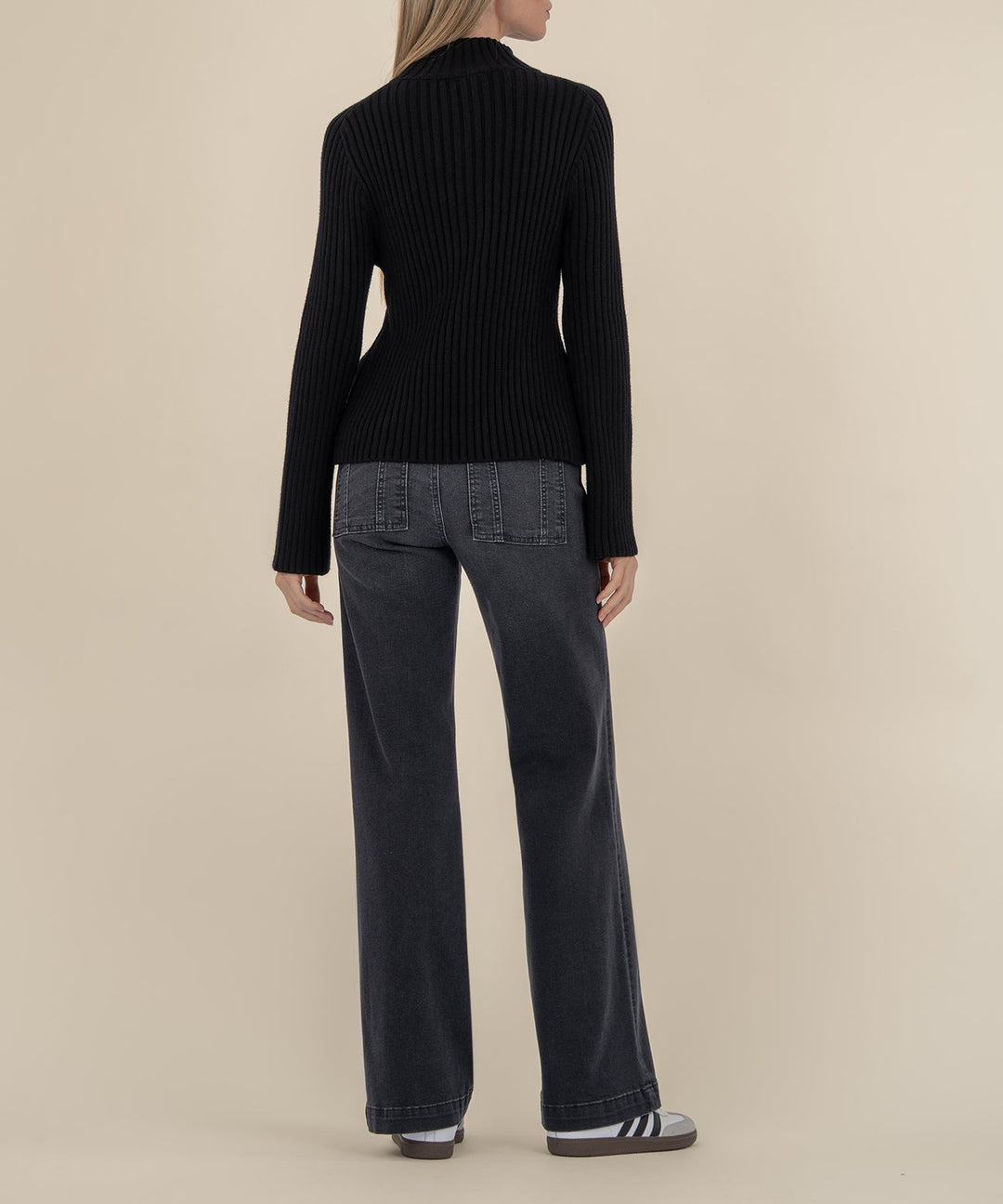 BLACK HERA MOCK NECK SWEATER