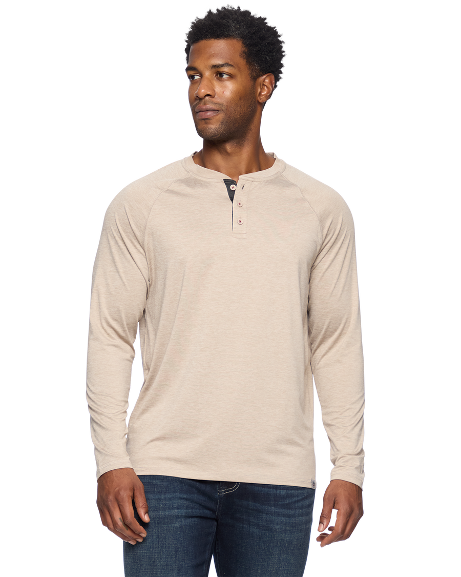 MEN'S OATMEAL HEATHER VICTORY PERFORMANCE HENLEY
