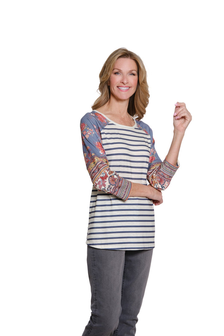 MIXED PRINT RAGLAN SLEEVE KNIT TOP