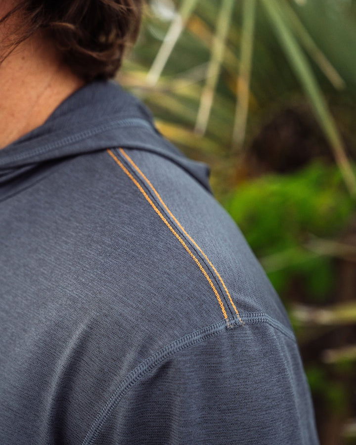 MEN'S CHARCOAL HEATHER HIGH NOON TECH HOODIE
