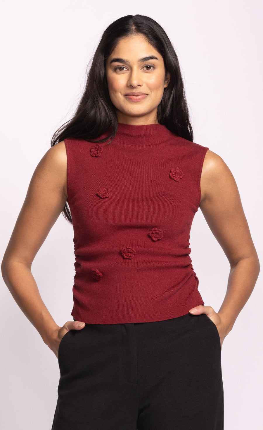 RUST ROSSLIE SLEEVELESS SWEATER
