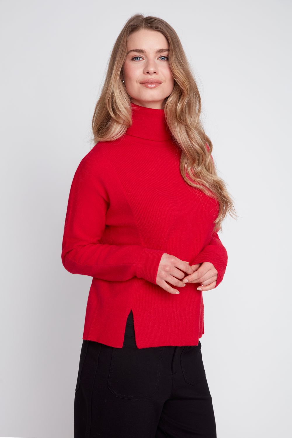 LIPSTICK COZY YARN MOCK NECK SWEATER
