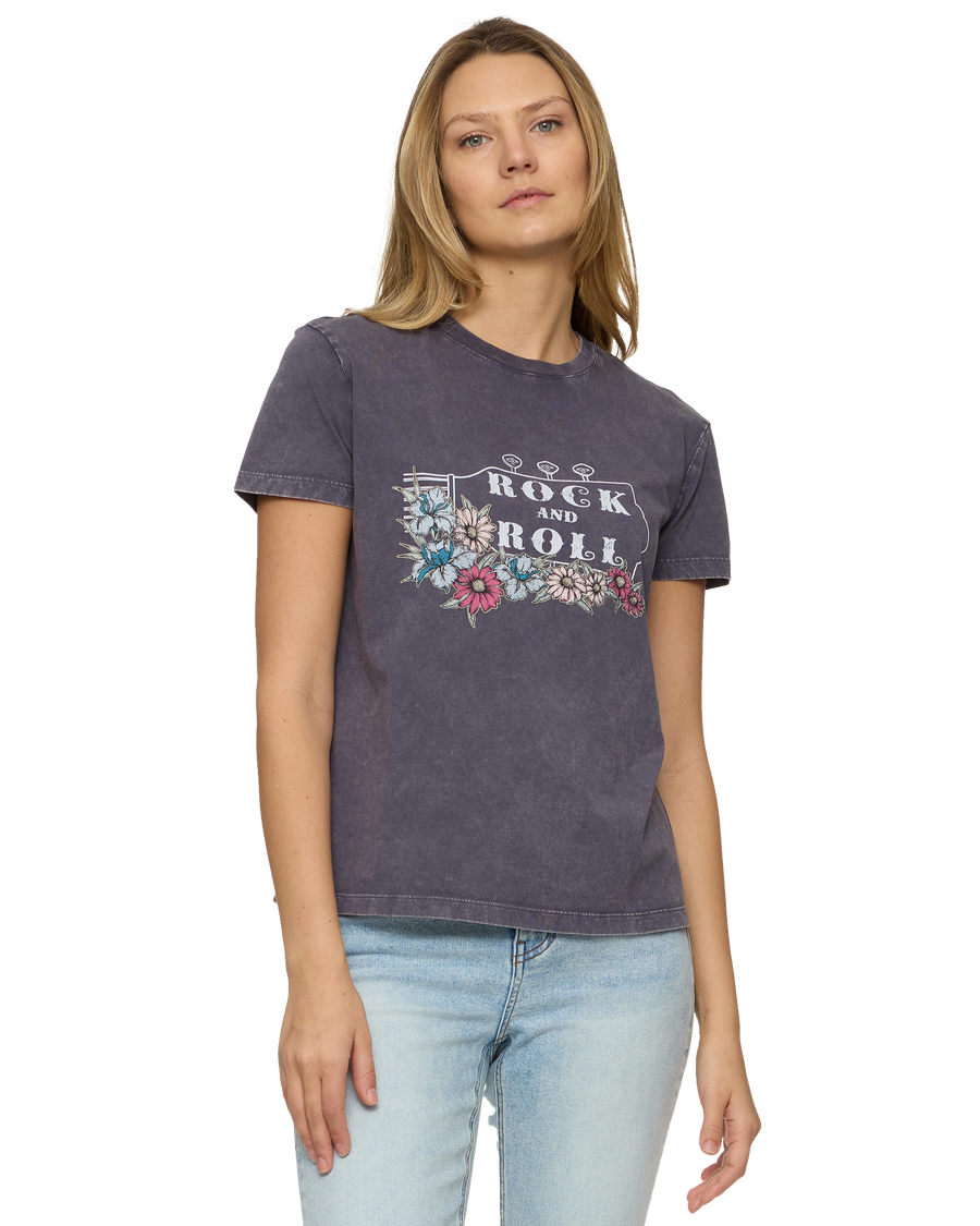 ROCK N ROLL GRAPHIC TEE
