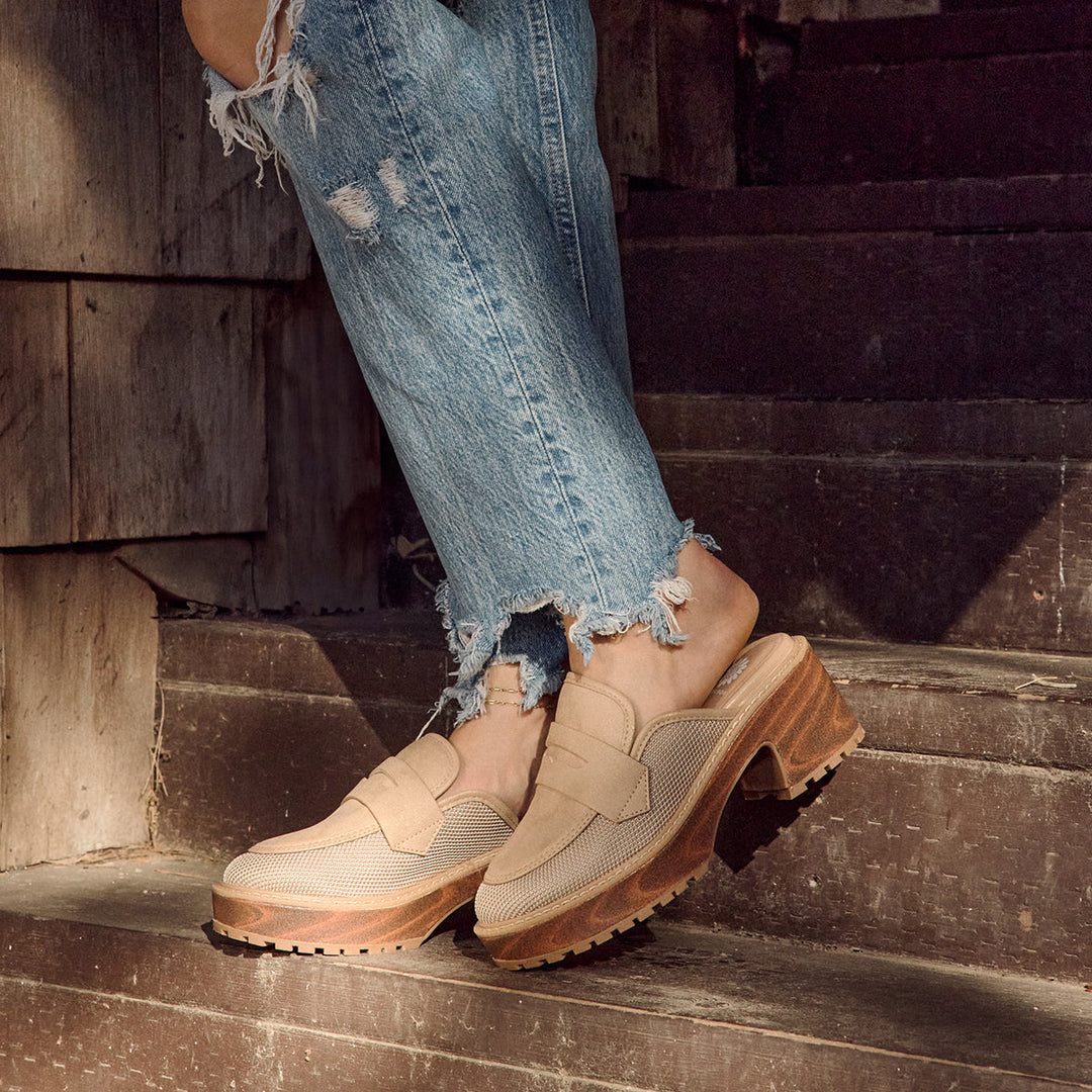 BARCLAY NATURAL LOAFER PLATFORM CLOG