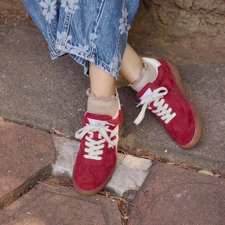 ZERA RED SNEAKERS