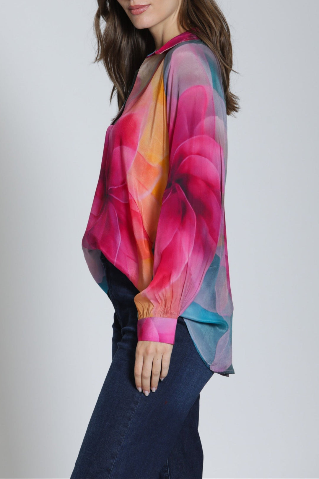 WATERCOLOR BLOOM HALF PLACKET PULLOVER BLOUSE