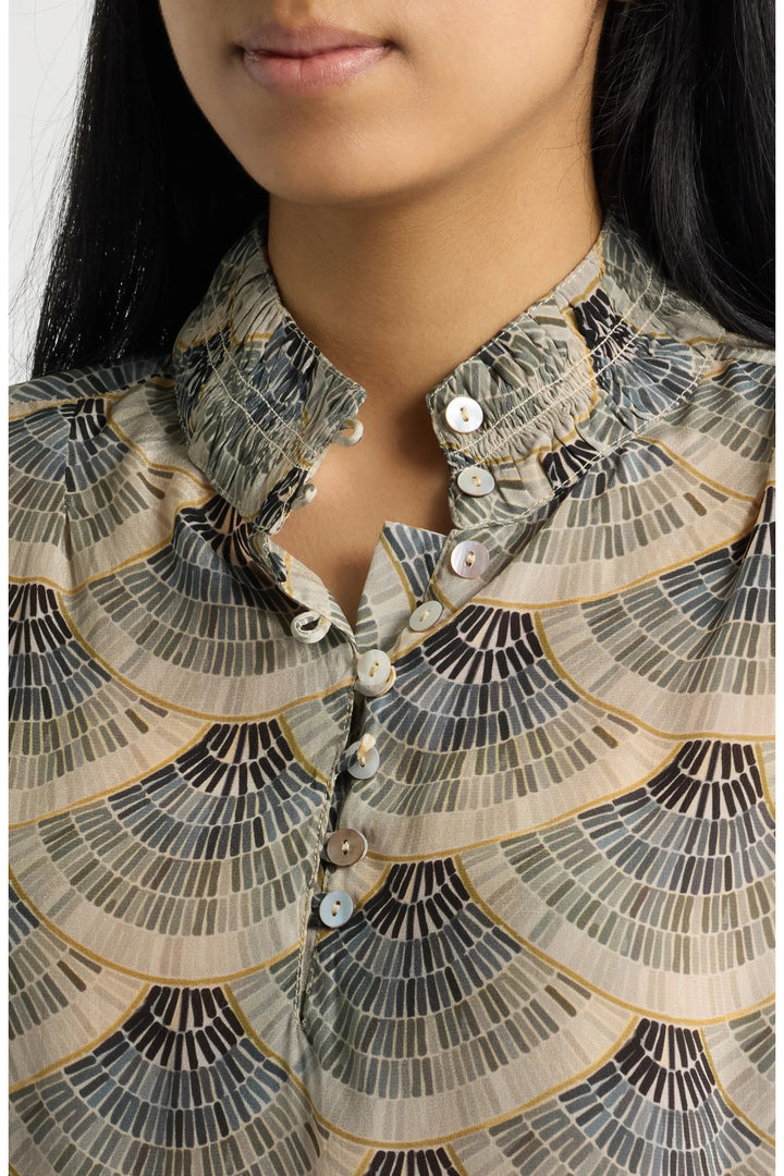 ART DECO FAN PUFF SLEEVE BLOUSE WITH RUCHED DETAIL