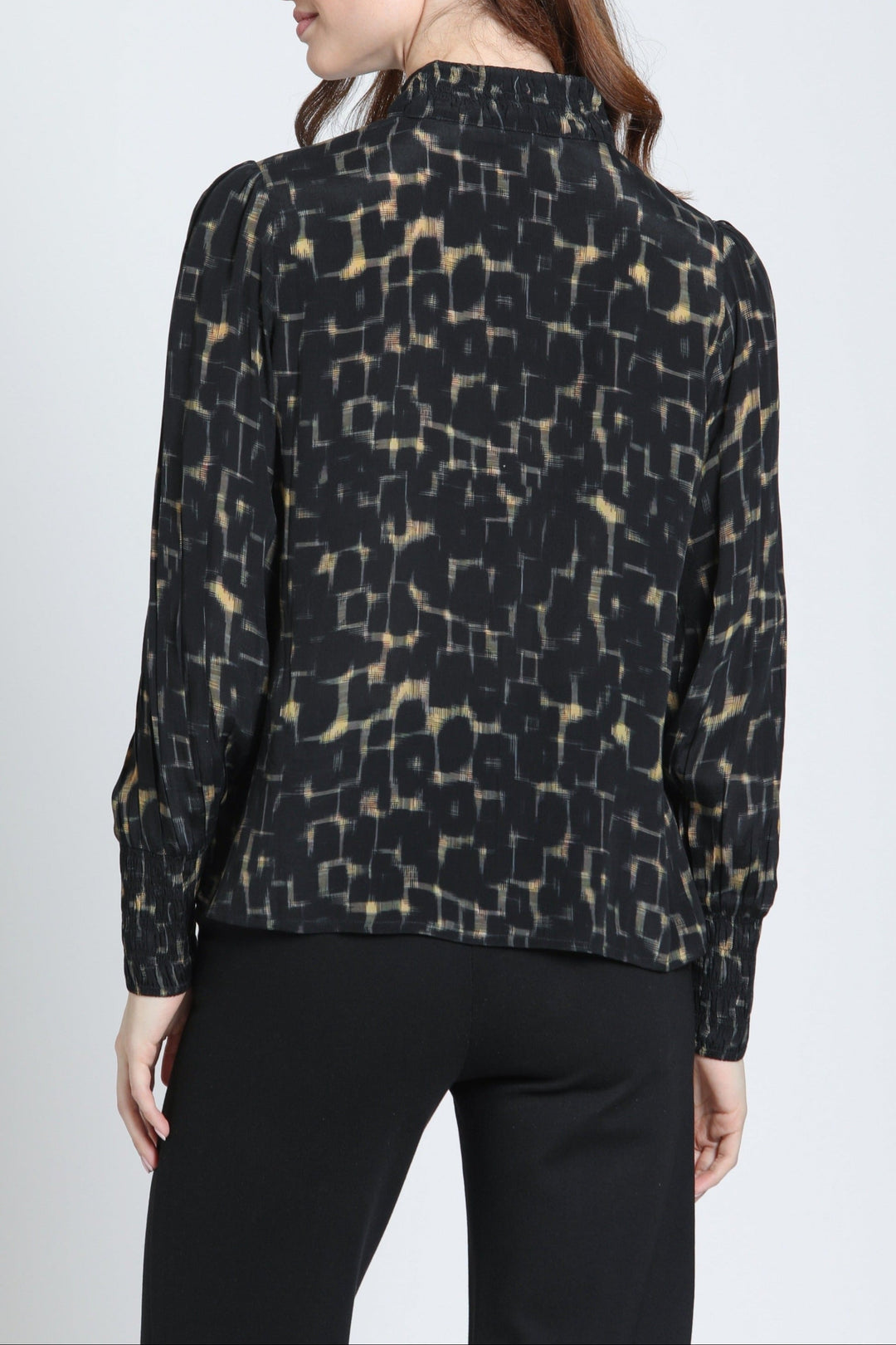 ONYX & AMBER PUFF SLEEVE BLOUSE