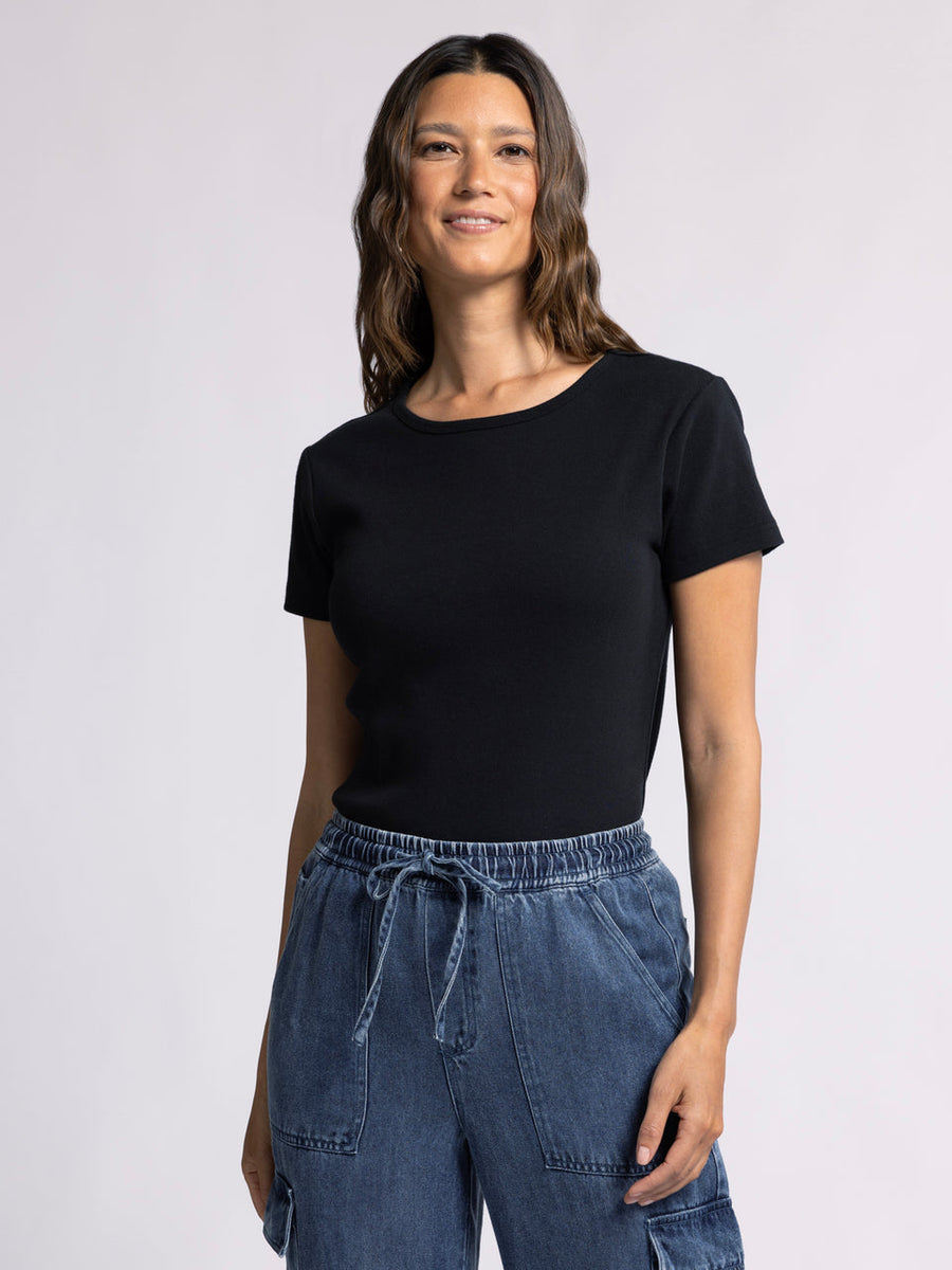 LEXI BLACK KNIT TEE
