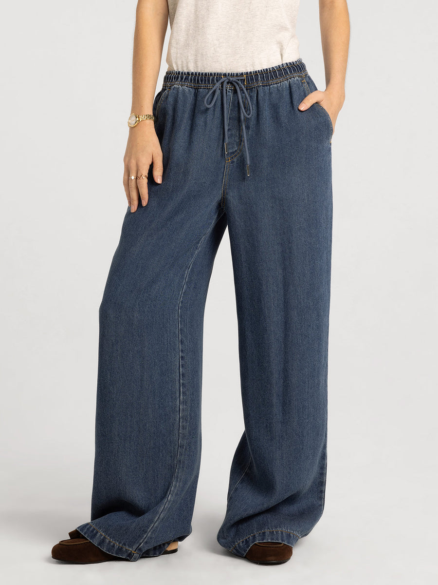 GRIFFIN DARK DENM WASH PANTS
