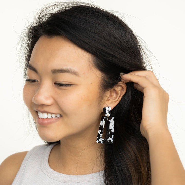 AVERY BLACK & WHITE EARRINGS