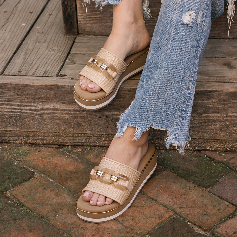 GABINA NATURAL WEDGE SANDALS