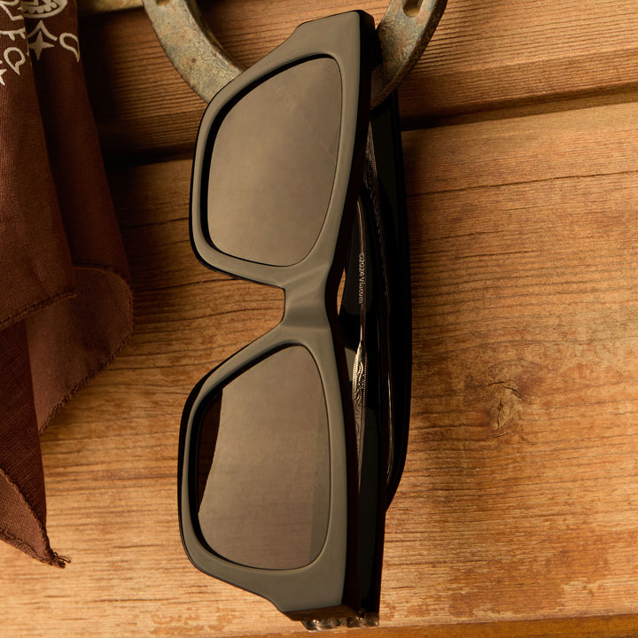 YELLOWSTONE BETH II BLACK NGHT SKY SUNGLASSES