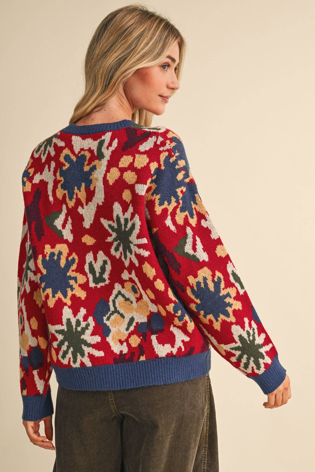 AUTUMN ABSTRCT GARDEN  SWEATER