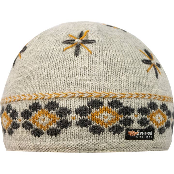 OATMEAL DAISY BEANIE HAT
