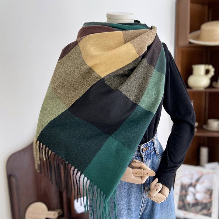 GREEN CHECK COZY SCARF
