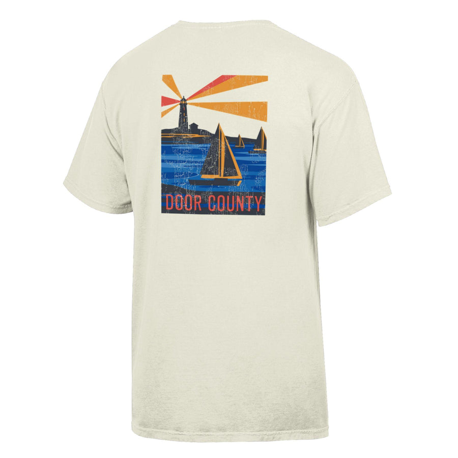 DOOR COUNTY SHINE & SAIL ON GRAPHIC TEE
