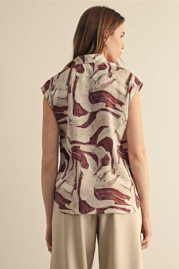 GARNET & TAN BRUSH STROKE CAP SLEEVE TOP