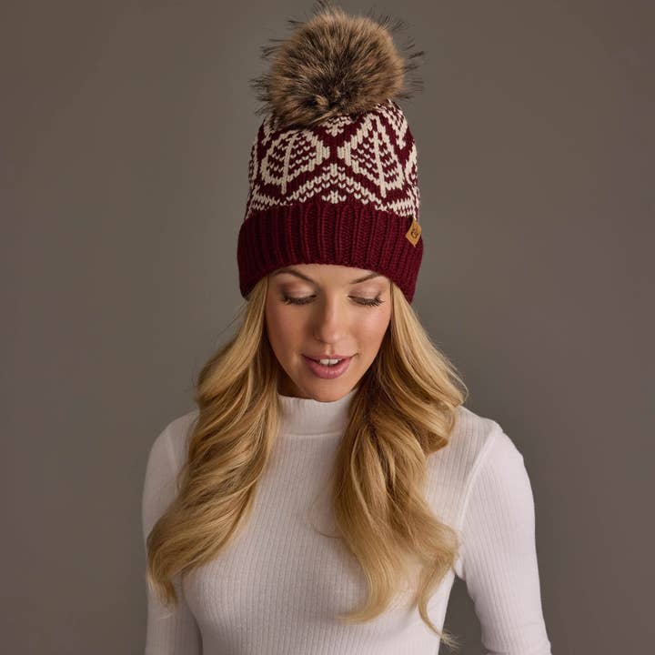 WINE & BEIGE POM HAT