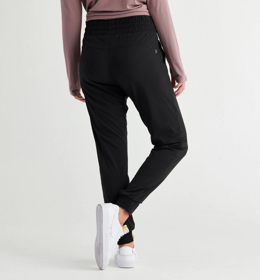 BLACK PULL-ON BREEZE JOGGER
