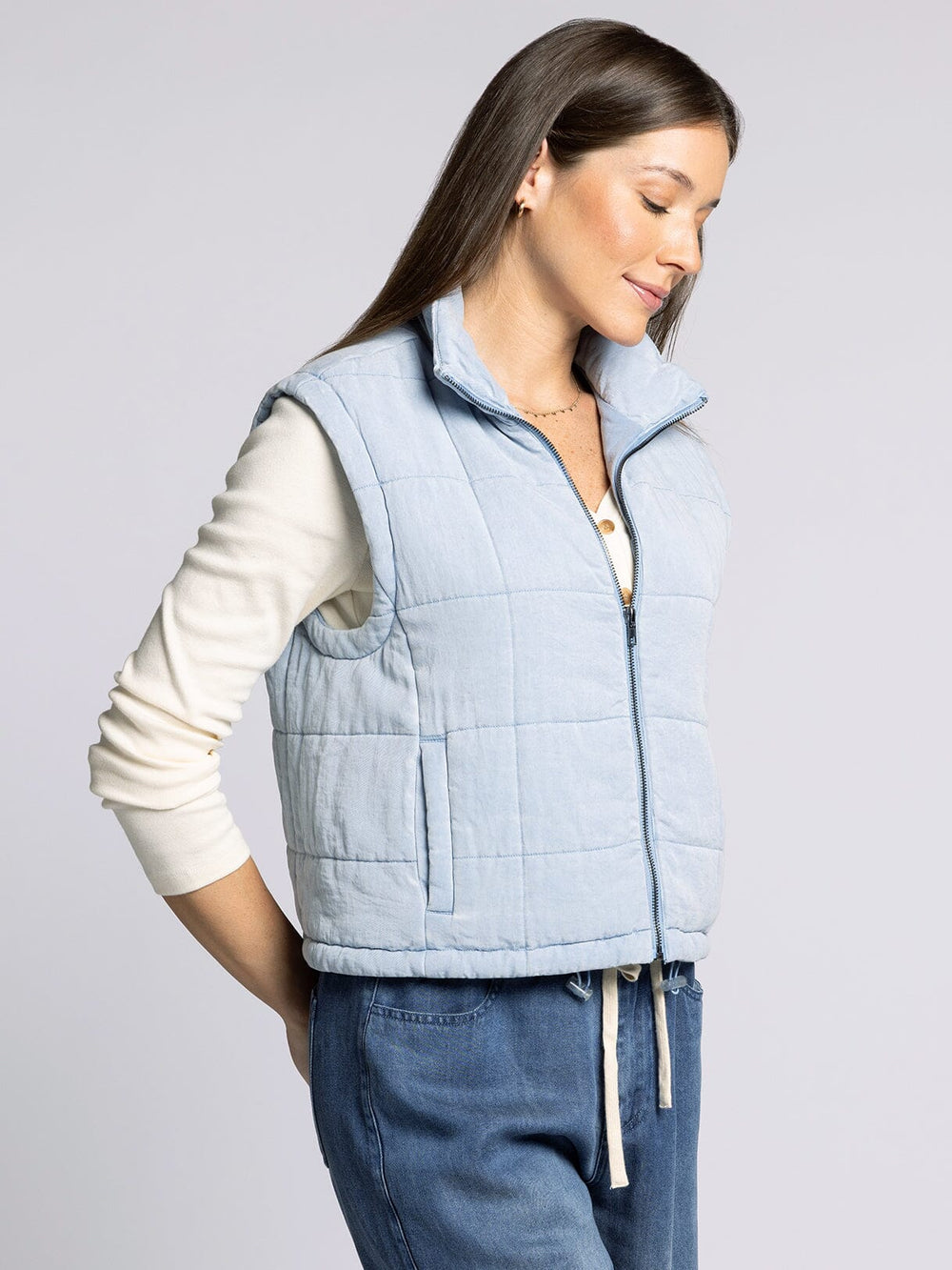 LIGHT DENIM BRINA VEST
