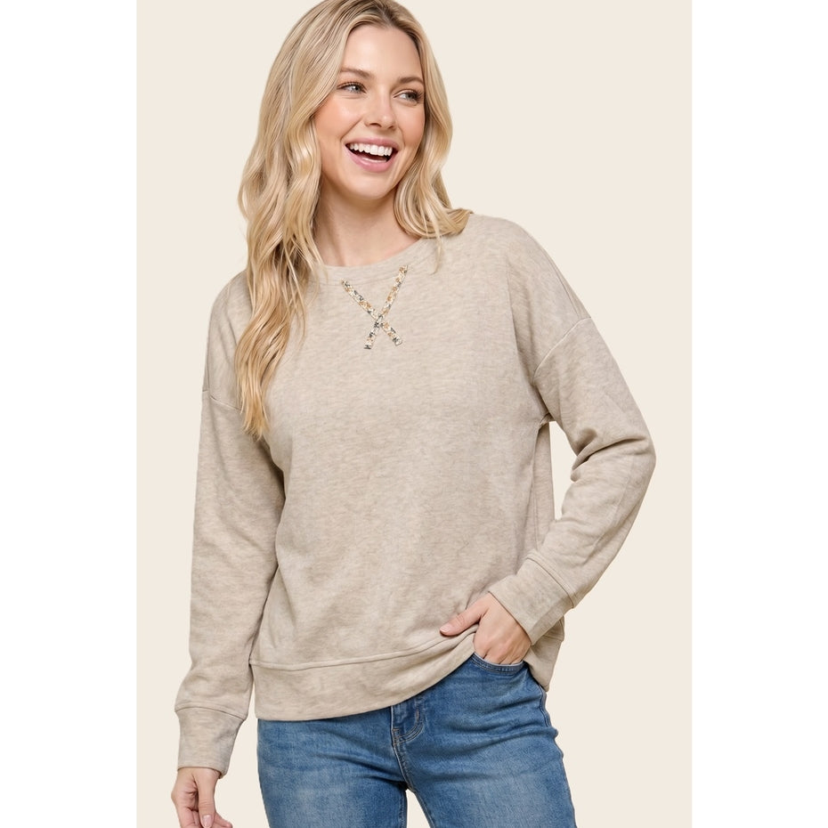 OATMEAL BRUSHED KNIT TOP WITH FLORAL ELBOW PATCH
