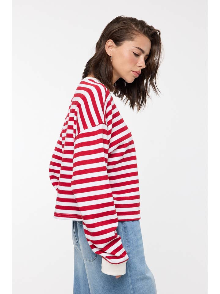 RED & WHITE SUNDAY STRIPE RELAXED FIT CREW

