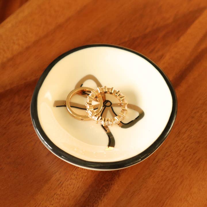 GOLD BOW RING DISH