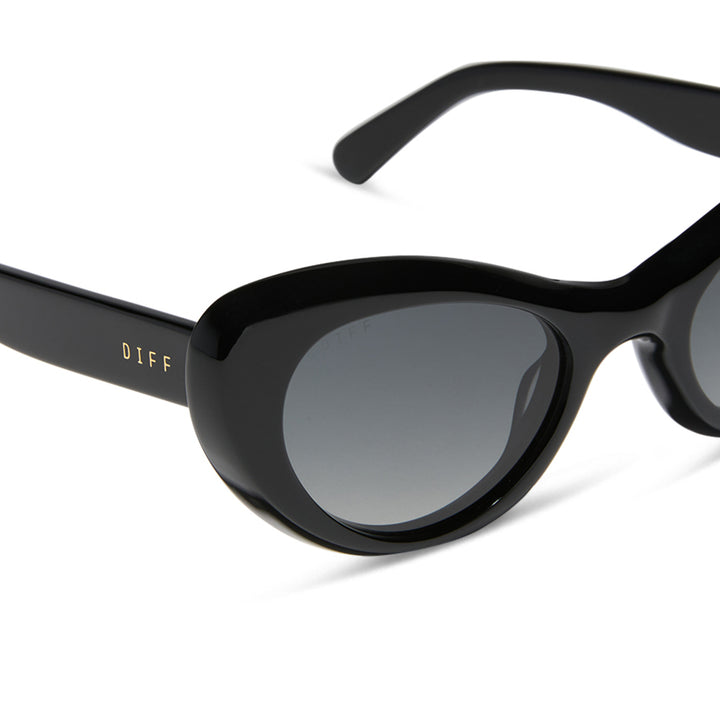 ZARIA CATEYE BLACK POLARIZED SUNGLASSES