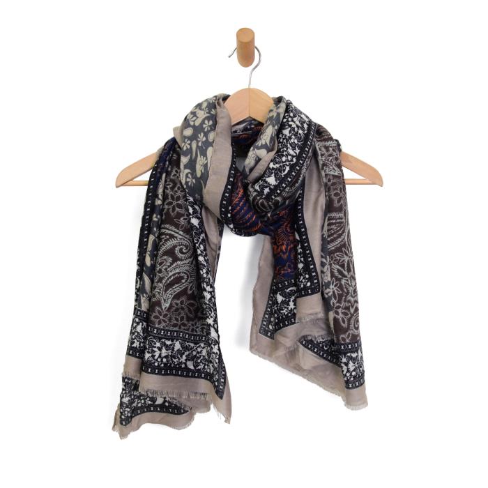 TAUPE PAISLEY FLOWERS SCARF
