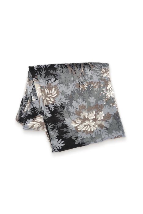 BLACK LUSH FLORAL SCARF
