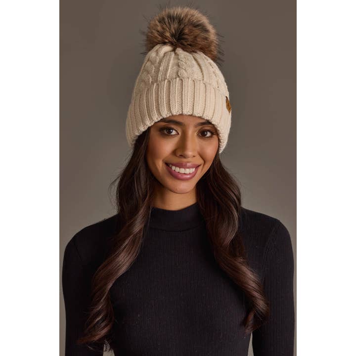 CREAM CABLE KNIT POM HAT