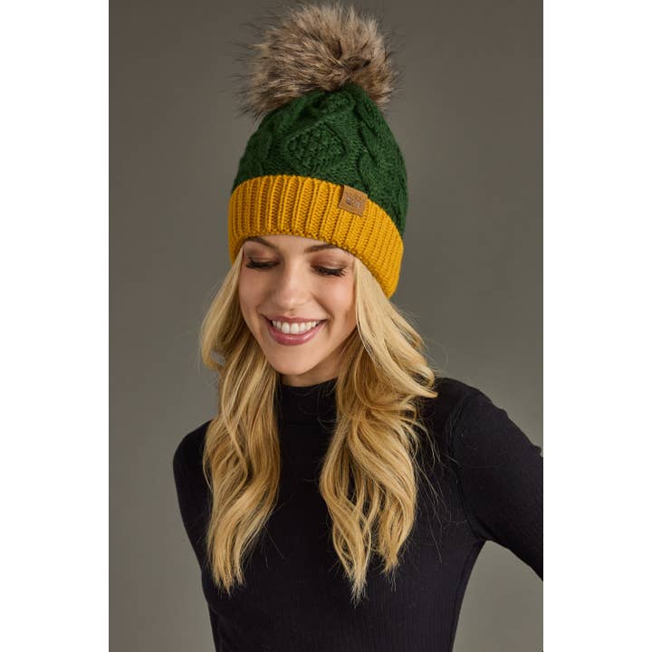 GREEN WITH GOLD TRIM CABLE POM HAT