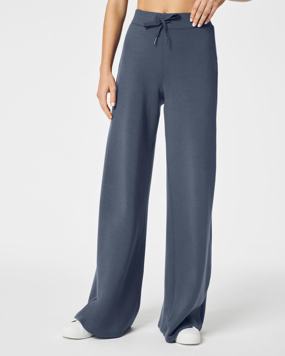 DARK STORM AIRESSENTIALS WIDE LEG PANT