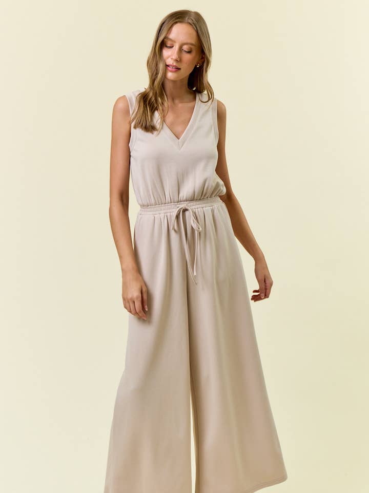 NINA OAT SLEEVELESS V-NECK JUMPSUIT
