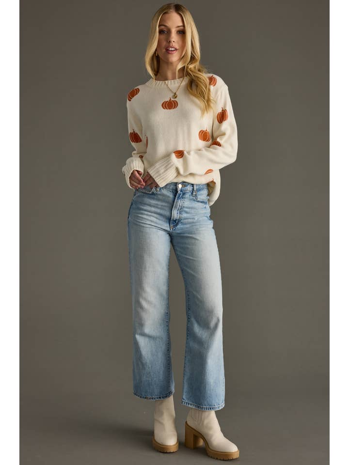 CREAM PUMPKIN PATCH SWEATER
