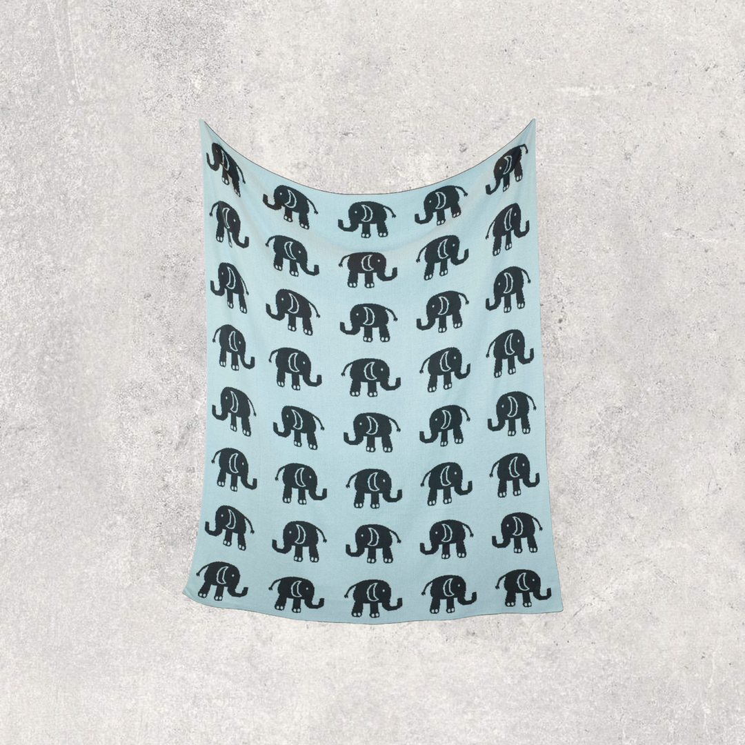 ELEPHANT LOVE BLUE& GREY BLANKET GIFT SET