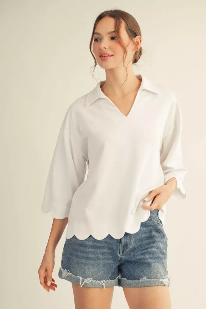 GABBIE WHITE KNIT TOP WITH SCALLOP HEM