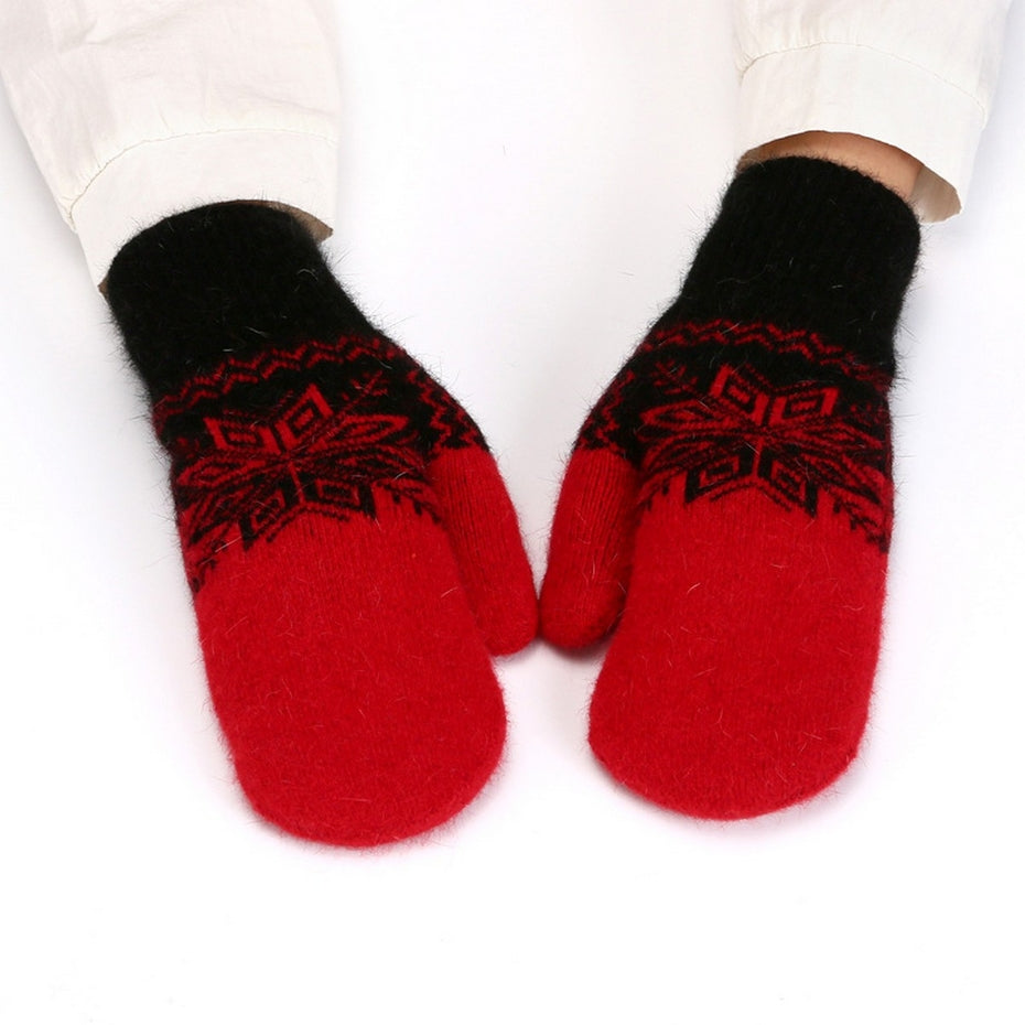 RED SNOWKISSED MITTENS