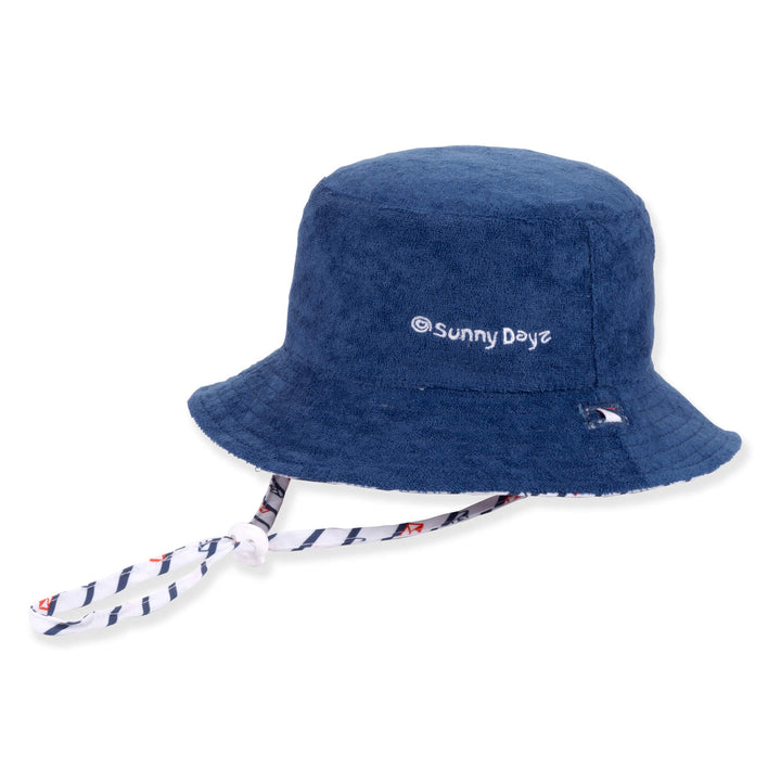 SAILBOATS REVERSIBLE BUCKET HAT