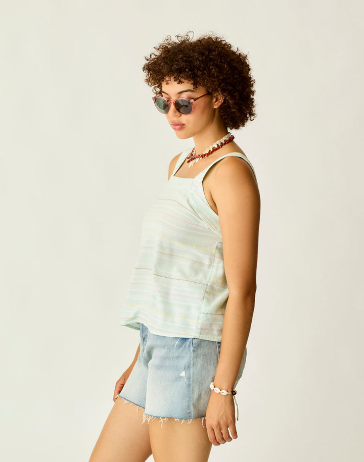 LIV SURF SPRAY TEXTURE STITCHED TOP