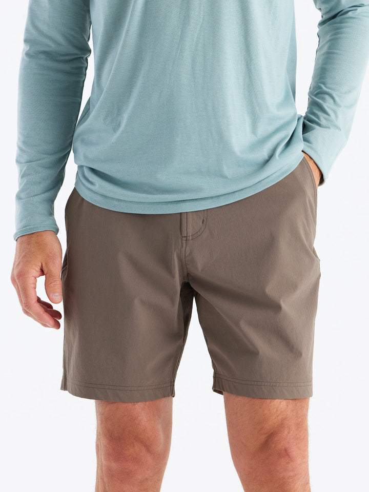 MEN'S TOBACCO LATITUDE SHORTS