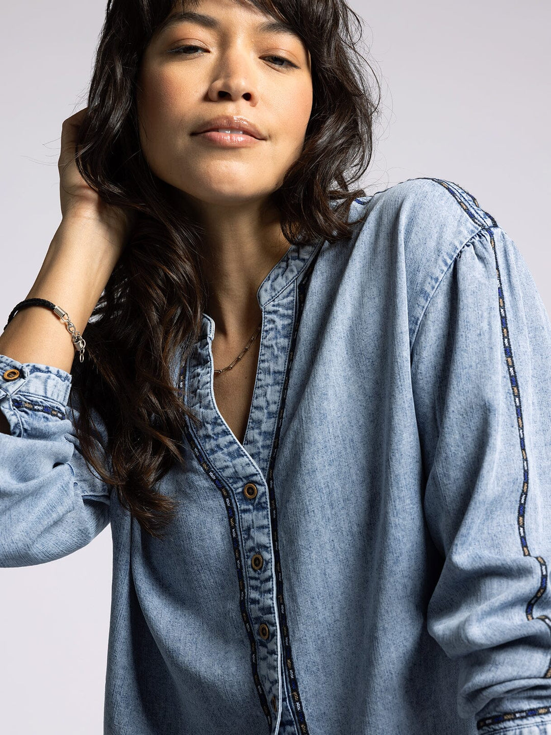 LETTIE DENIM WASH SHIRT