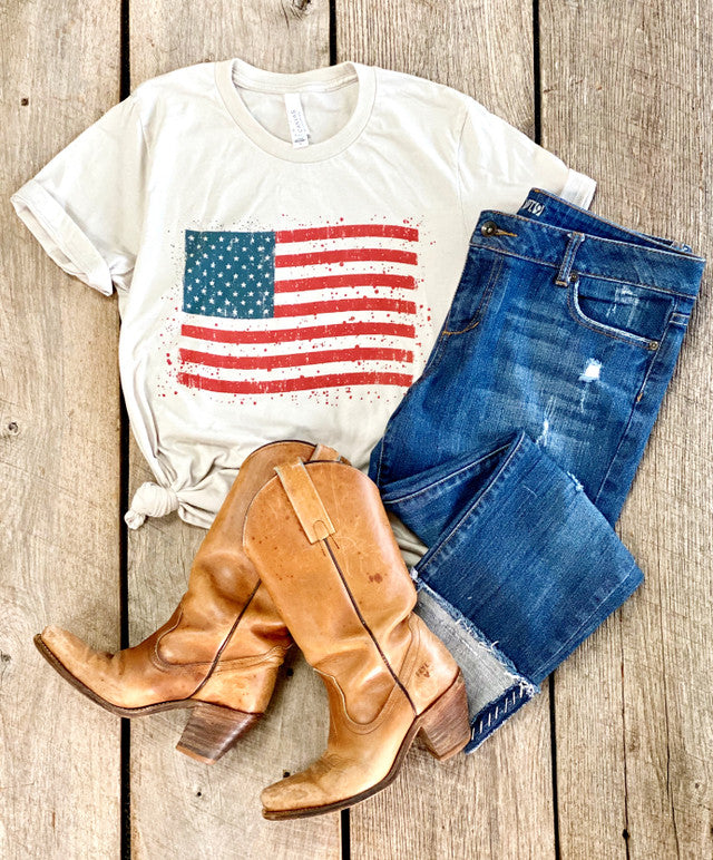 US FLAG GRAPHIC TEE
