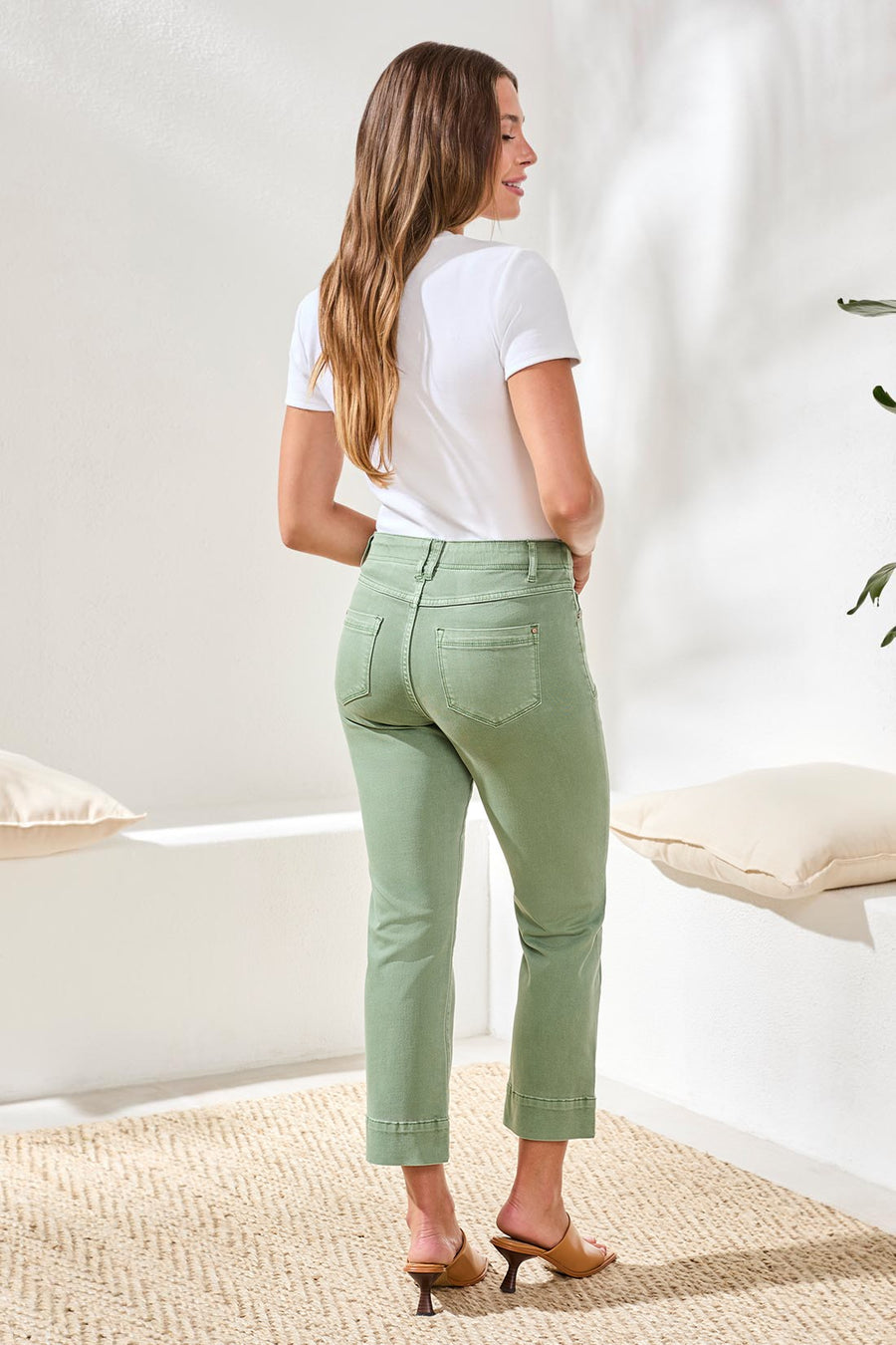 MOSS COMFORT STRETCH DENIM KICK FLARE CAPRI PANTS