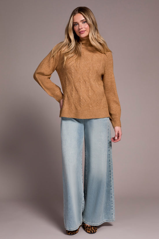 ICELATTE MOCK NECK SWEATER
