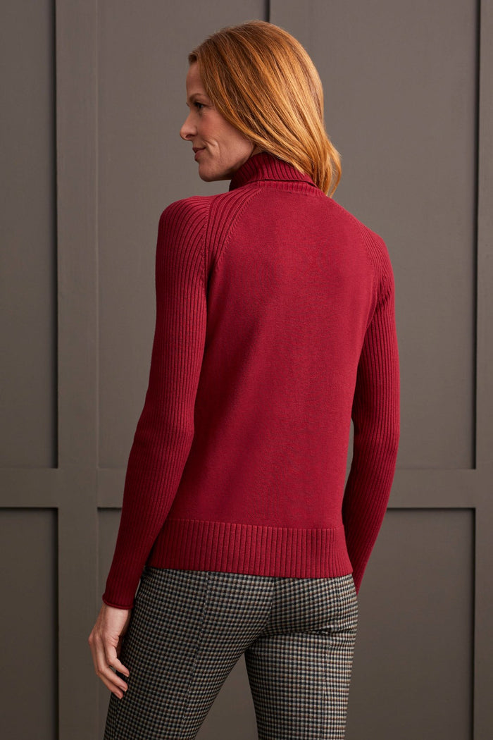 BORDEAUX LONG SLEEVE TURTLENECK SWEATER
